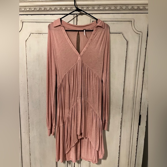 Free People Dresses & Skirts - Free People Blush Button-Down Top